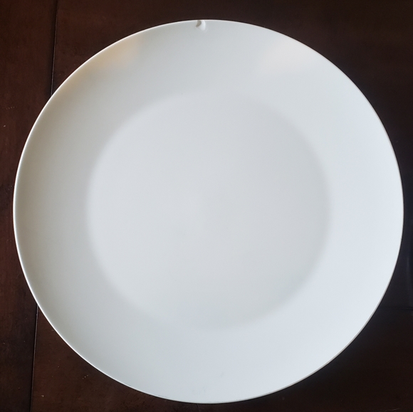 Plates- Set of 12 - Picture 13 of 15